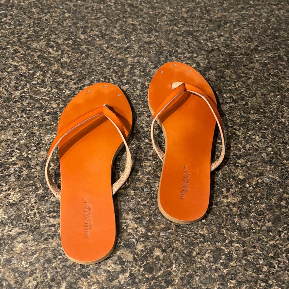 American Eagle Flip Flops Women’s size 7